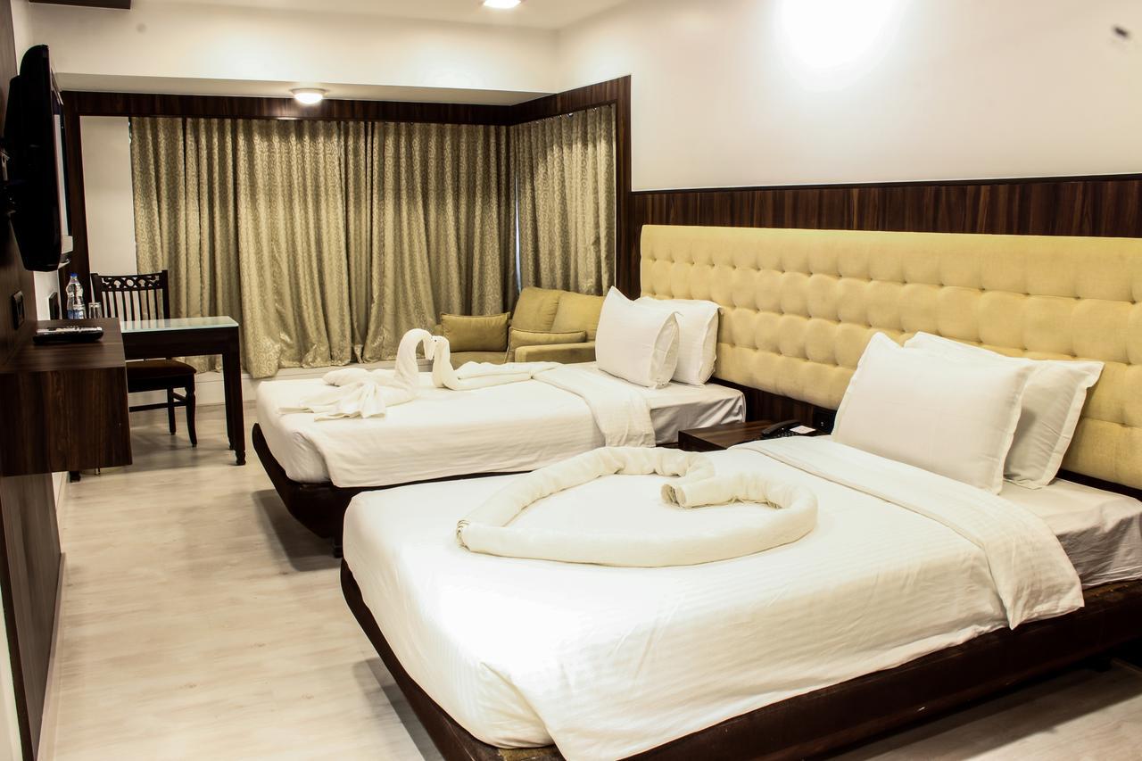 Golden Chariot The Boutique Hotel Mumbai  Buitenkant foto