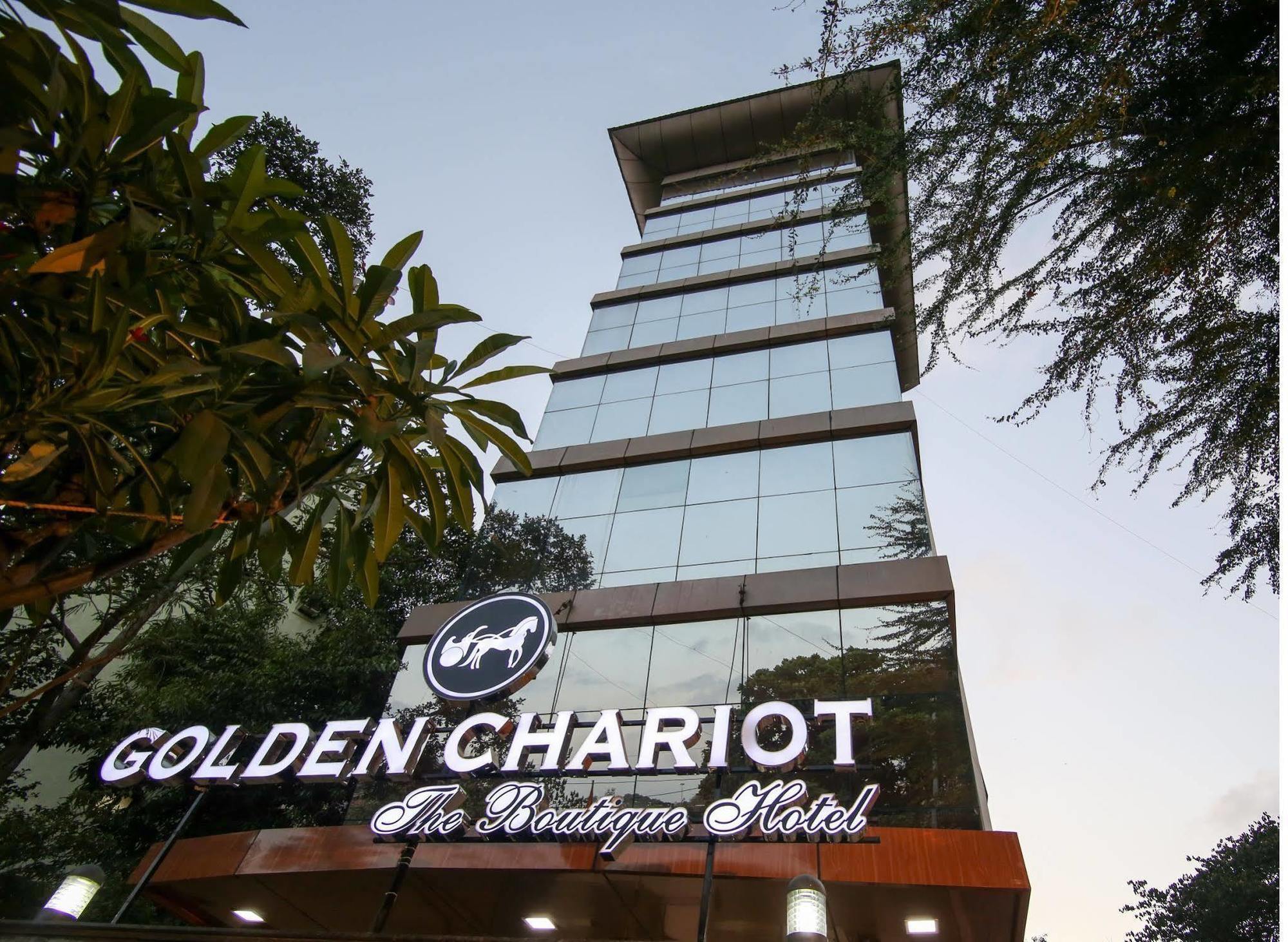 Golden Chariot The Boutique Hotel Mumbai  Buitenkant foto