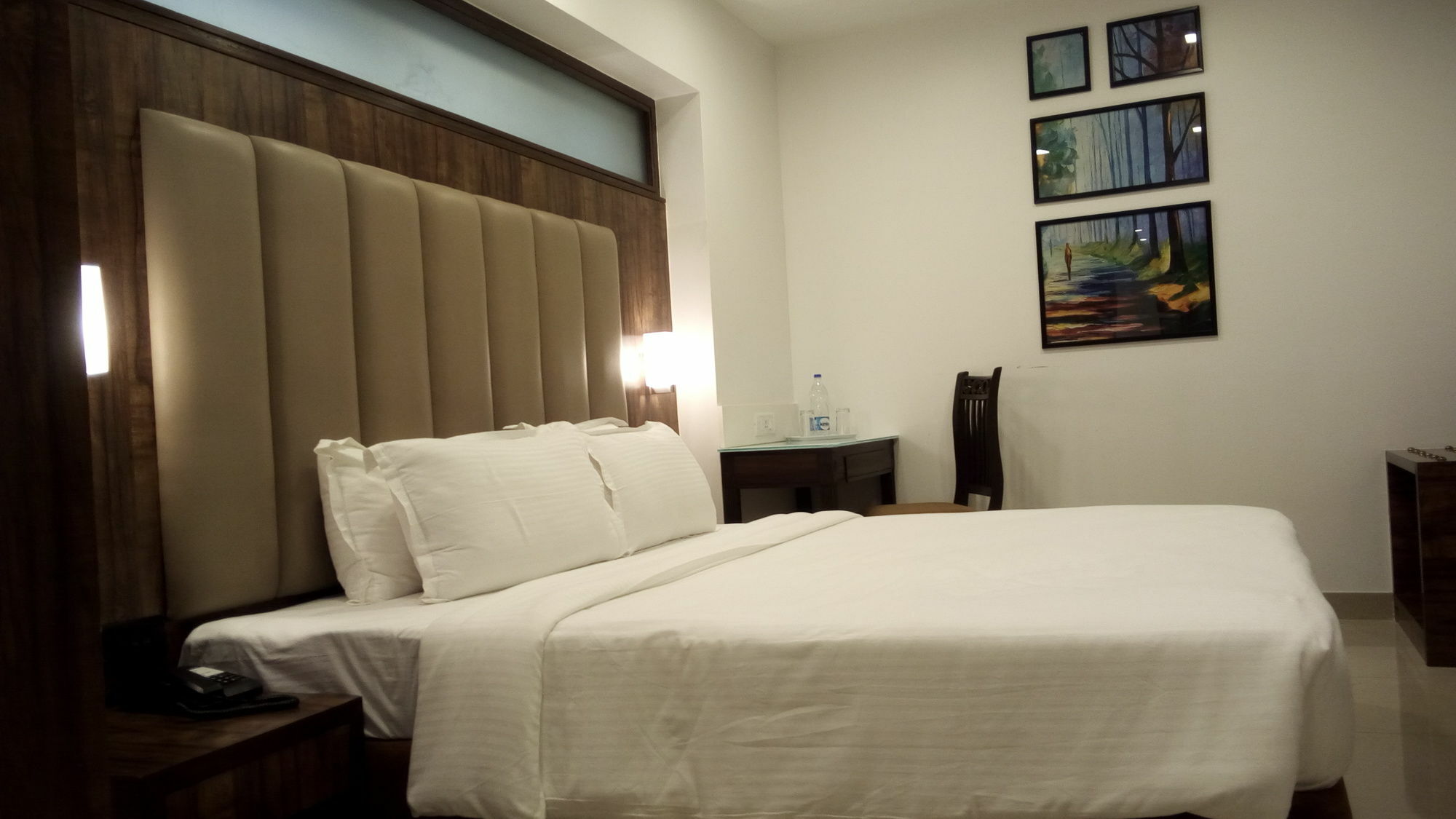 Golden Chariot The Boutique Hotel Mumbai  Buitenkant foto