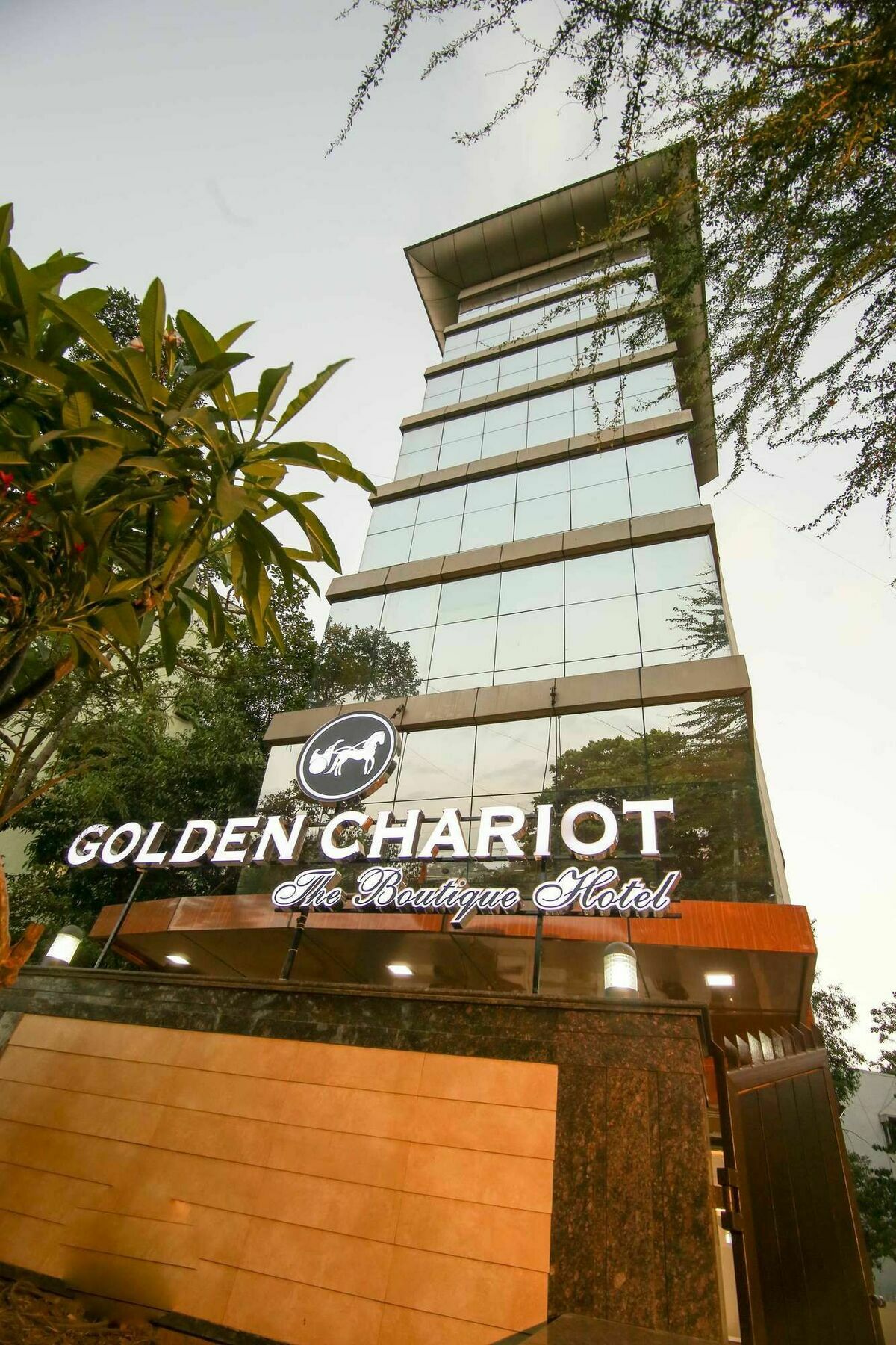 Golden Chariot The Boutique Hotel Mumbai  Buitenkant foto