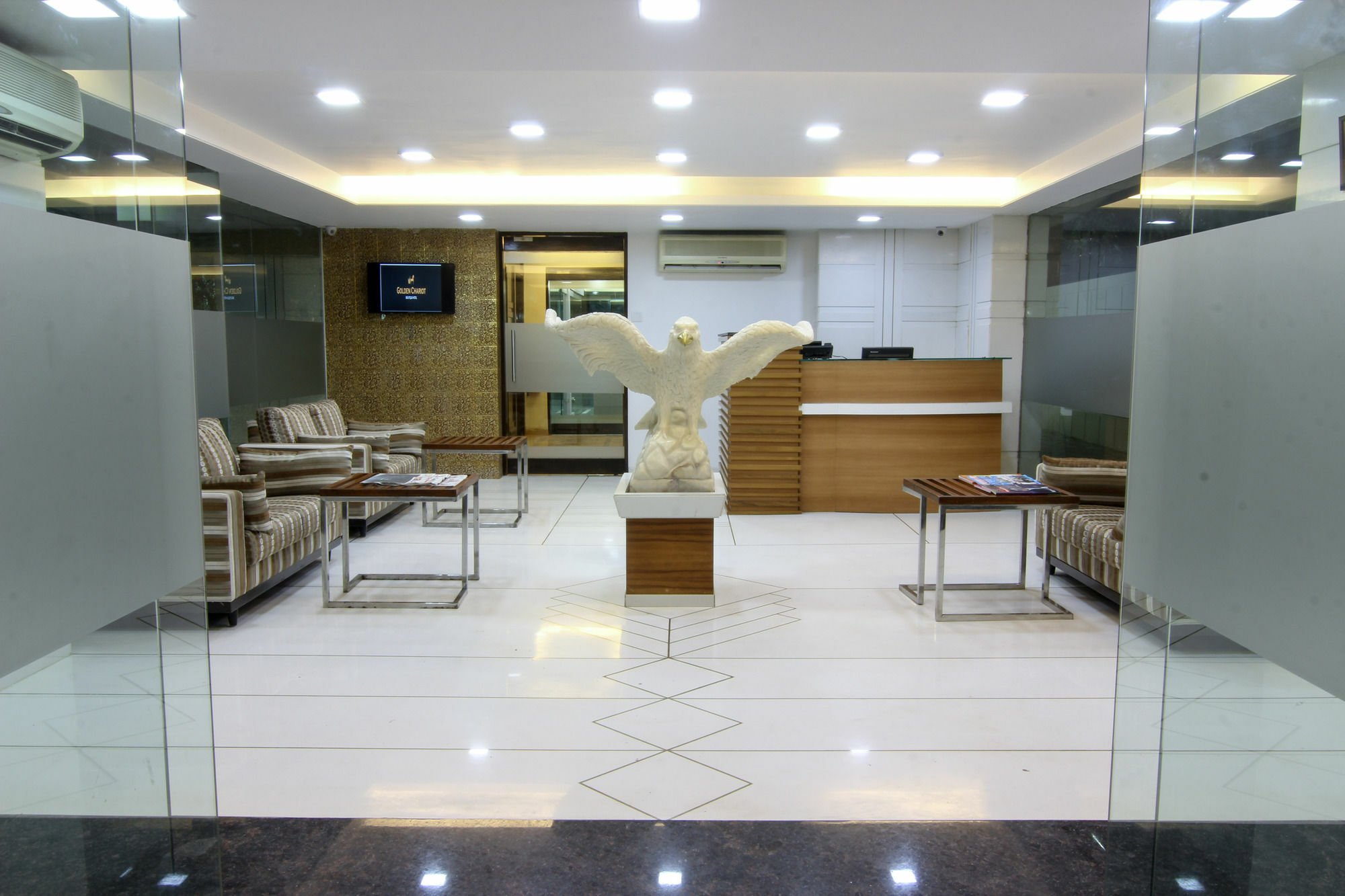 Golden Chariot The Boutique Hotel Mumbai  Buitenkant foto